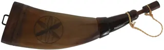 Flat Powder Horn,
9-1/8", scrimshaw flower,
iron staple